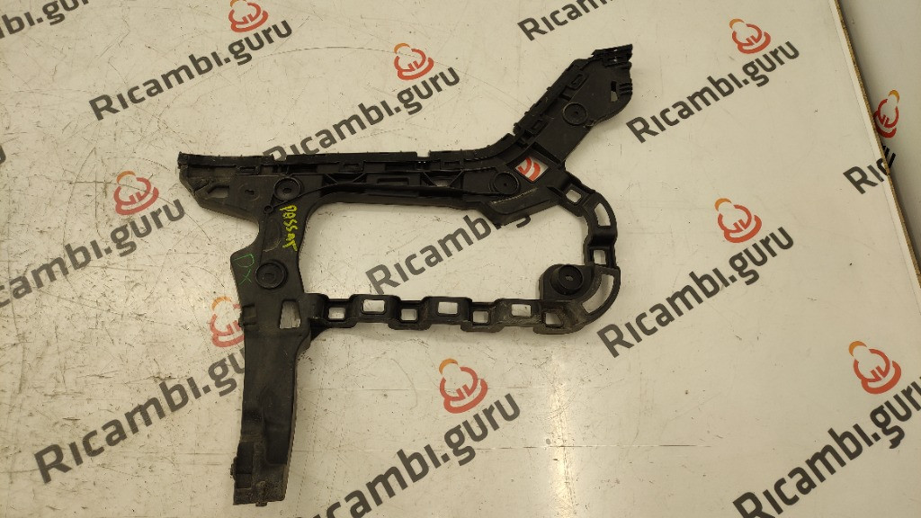 Supporto Paraurti Posteriore Destro Volkswagen passat variant