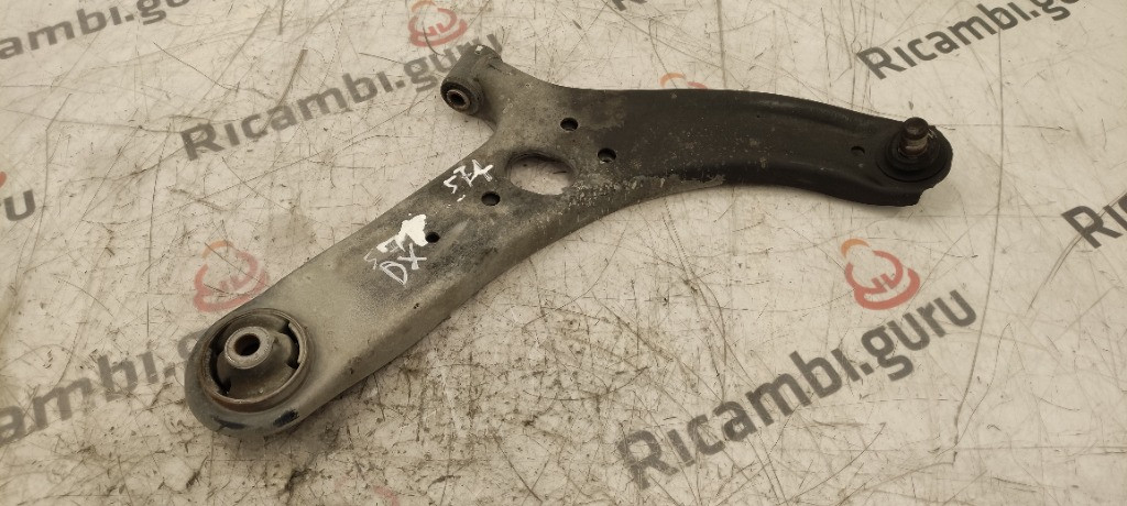 Trapezio Anteriore Destro Kia rio