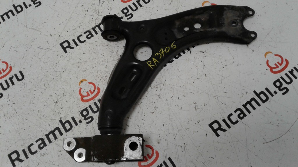 Trapezio Anteriore Destro Volkswagen passat