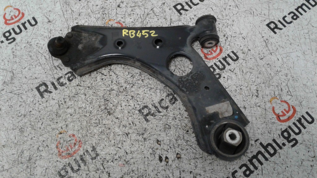 Trapezio Anteriore Sinistro Fiat 500 l