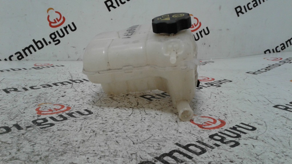 Vaschetta liquido radiatore Opel astra