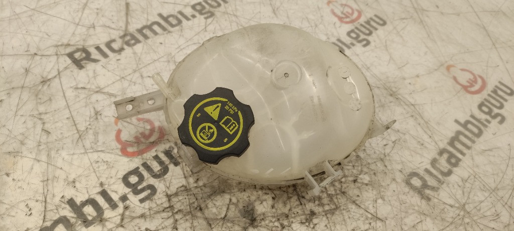 Vaschetta liquido radiatore Opel astra